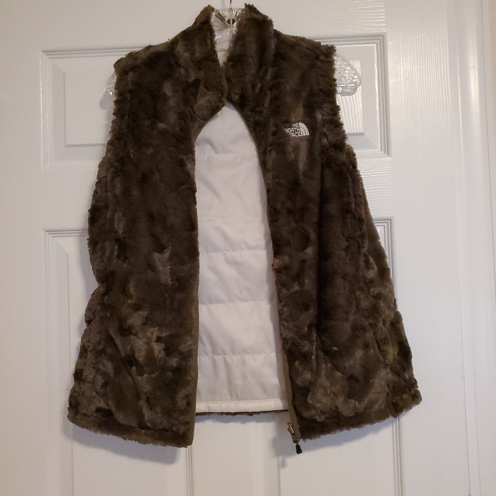 NWOT North Face reversible fur vest